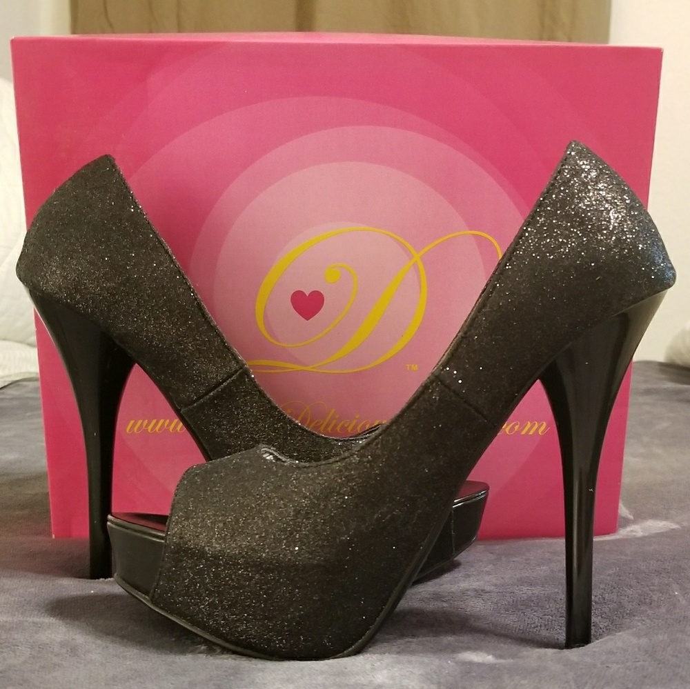 Speed Limit 98 black glitter peeptoe platform